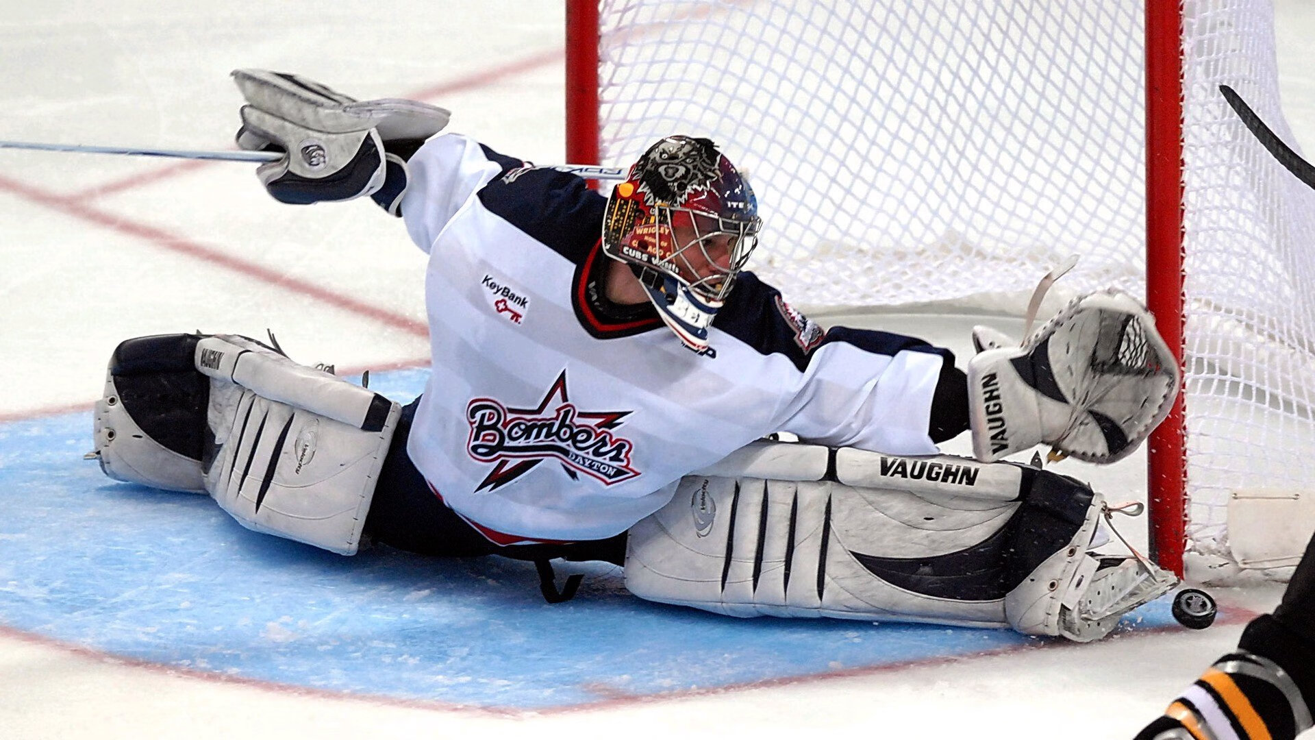 开云下载-保罗末节15分+致命手术刀，37岁老炮给爵士小将上翻盘教学课